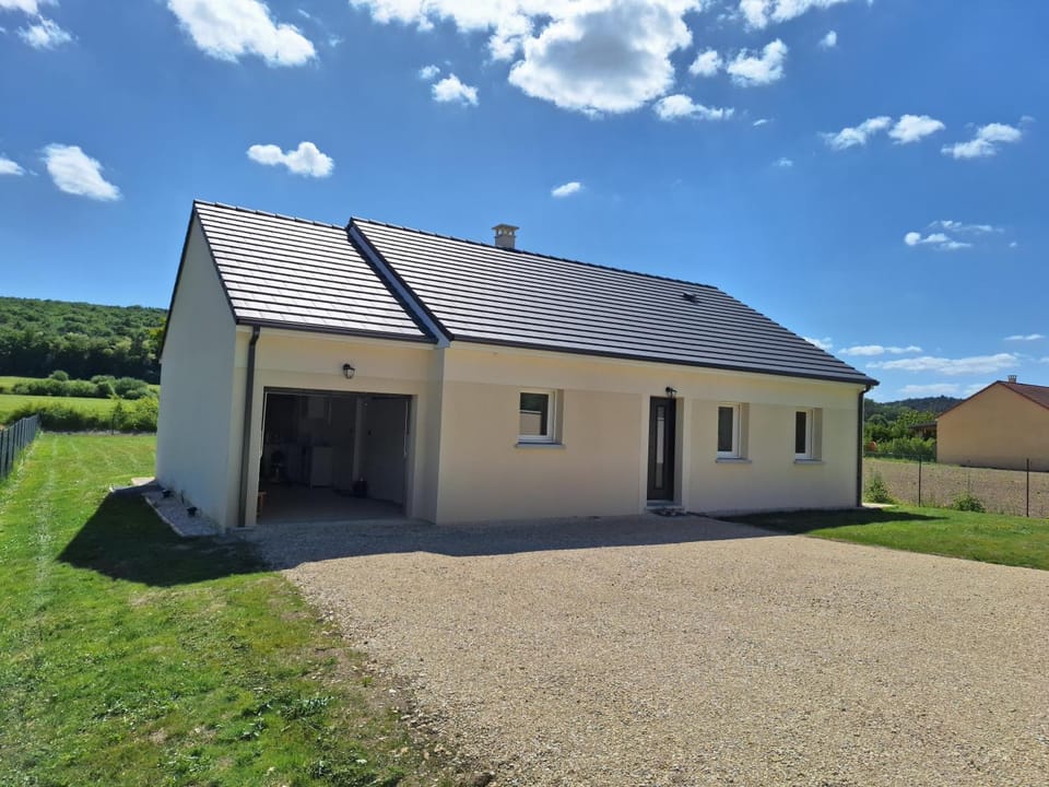 Notre charme tranquille, climatisée House in Grand Est