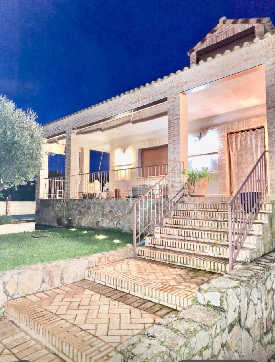 Property building, Garden