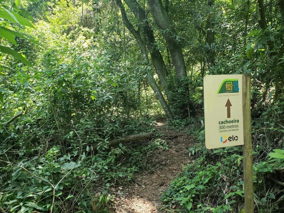 Chalé Bem-Te-Vi Cachoeira & SPA Chalet in State of São Paulo