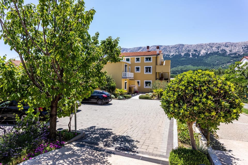 Apartments Marija Apartment in Lika-Senj County