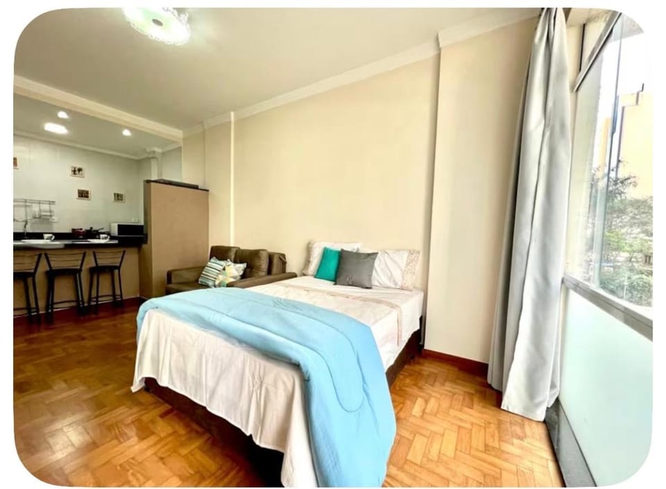 Ap completo, SmartTV, WiFi 250Mb, Prox Metrô Apartment in Sao Paulo City
