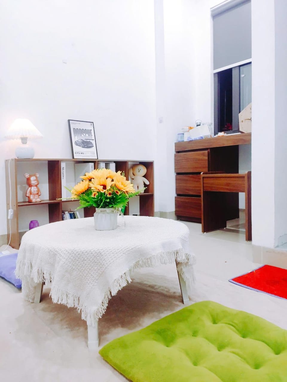 Photo of the whole room