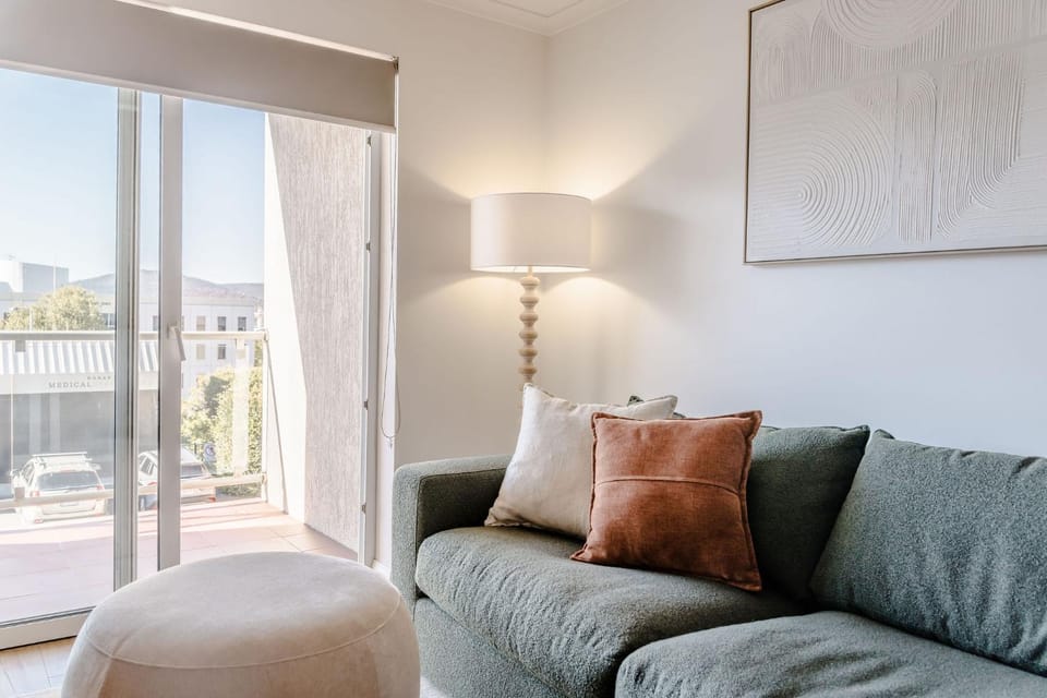 View (from property/room), Living room, City view, Mountain view