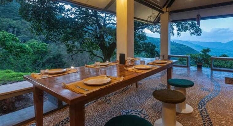 Patio, Dining area
