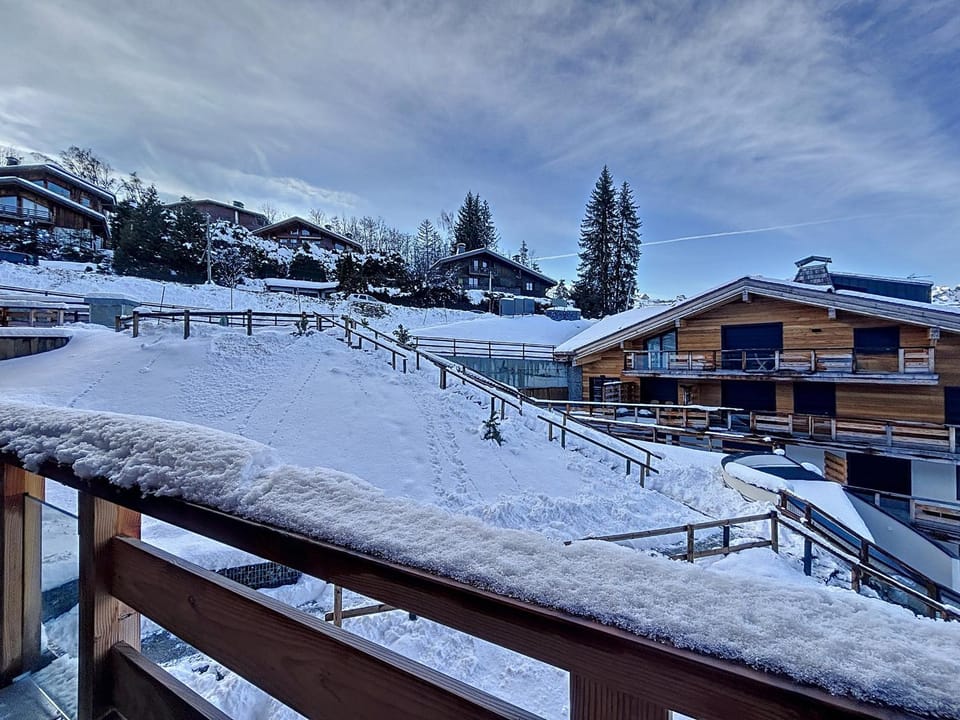 Appartement neuf 2 chambres près des pistes à Combloux avec parking Apartment in Combloux
