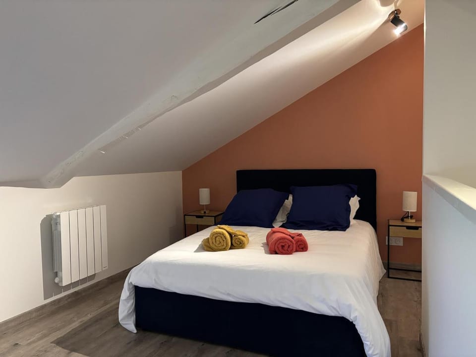 Gîte spacieux et calme avec jardin, animaux acceptés - FR-1-489-568 House in Auvergne-Rhône-Alpes
