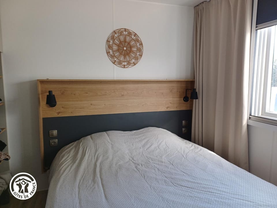 Mobil-home confortable proche de l'Atlantique - FR-1-426-577 House in Talmont-Saint-Hilaire
