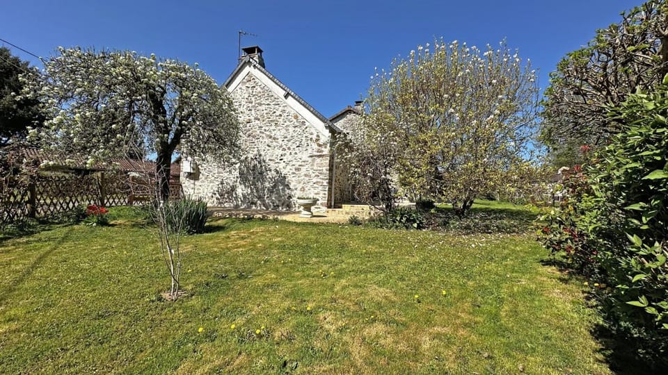 Fayollas House in Nouvelle-Aquitaine