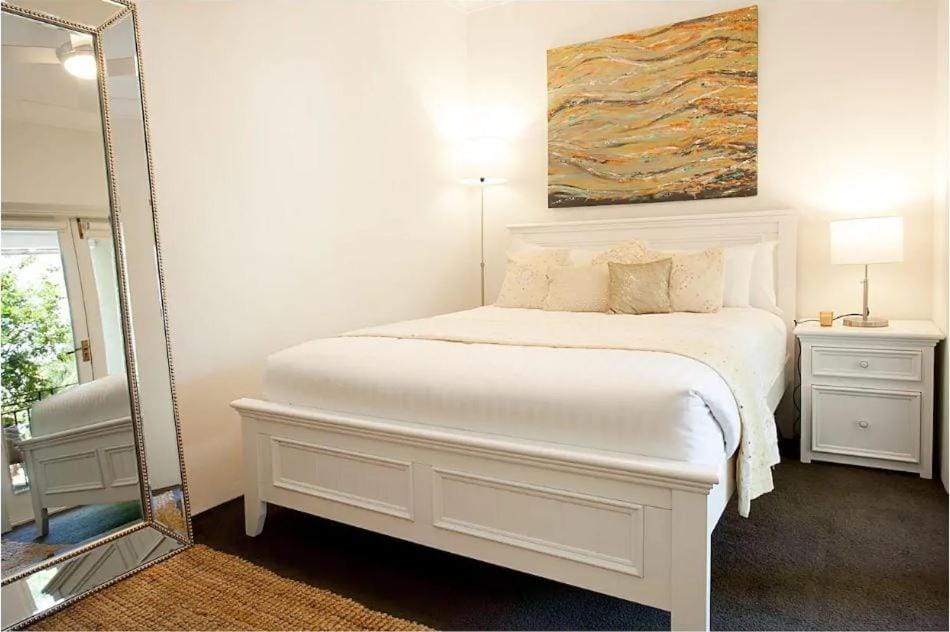 McDonald 3 Apartment in Sydney