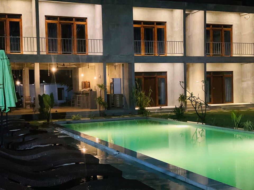Property building, Pool view
