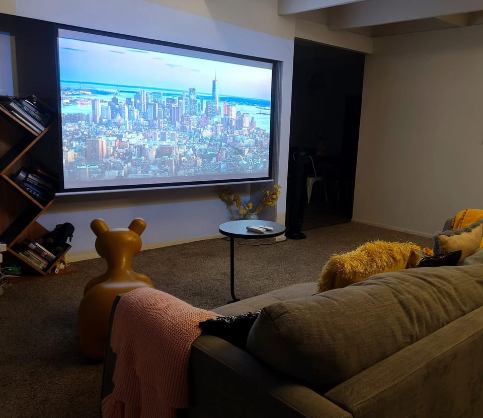 Communal lounge/ TV room, Evening entertainment