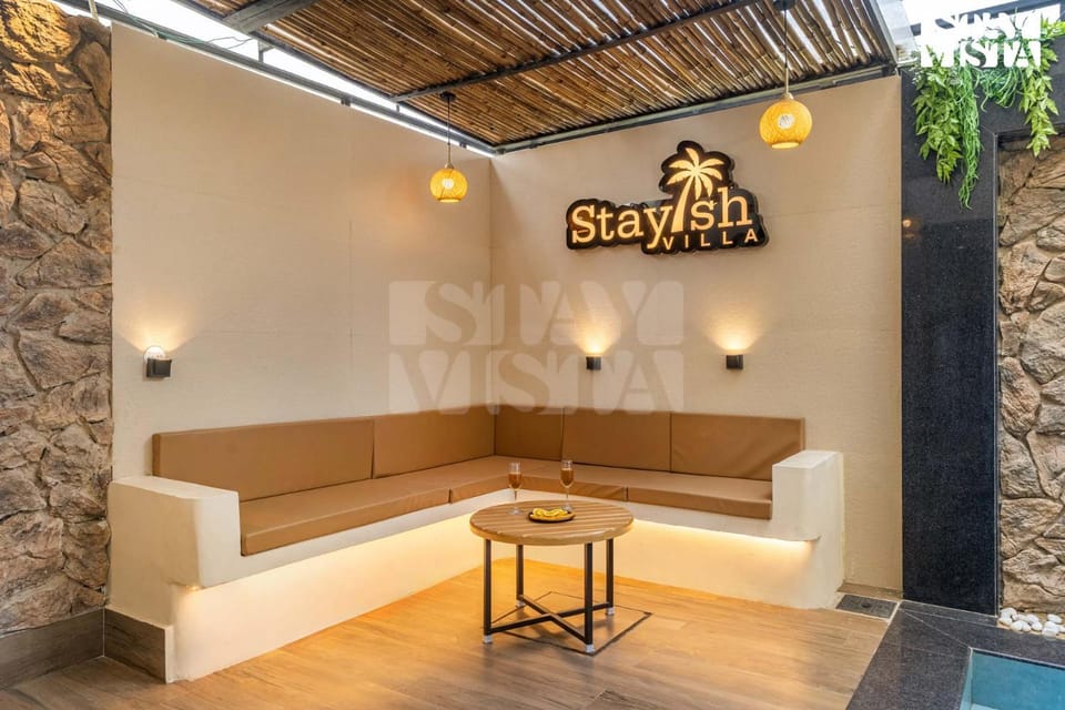 Lounge or bar