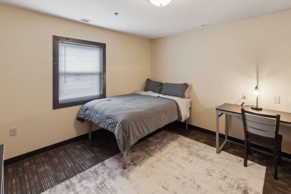 Spacious and Modern Stay to Relax & Recharge Apartment in Mansfield