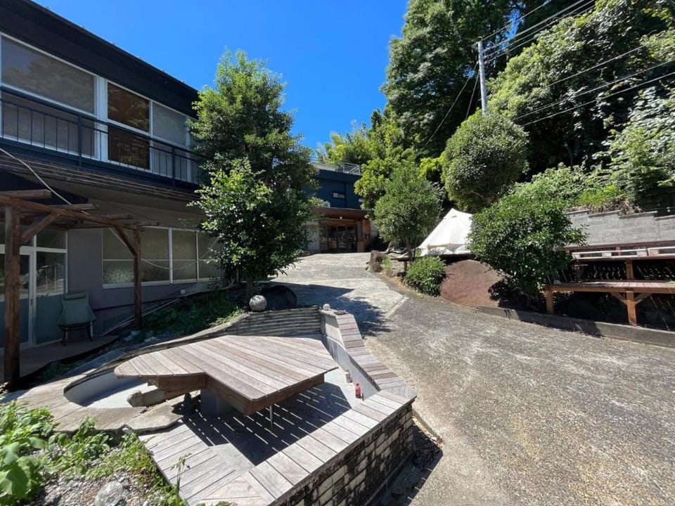 Property building, Day, Garden