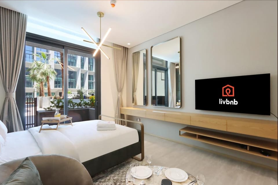 Bed, TV and multimedia, Photo of the whole room