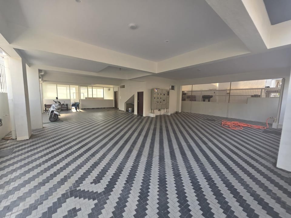 Parking, elevator