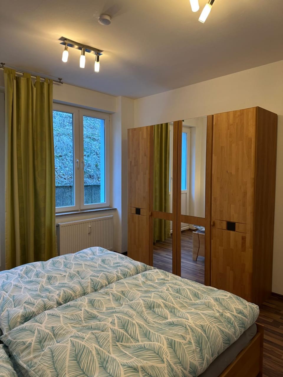 Bed, Photo of the whole room, Bedroom, wardrobe