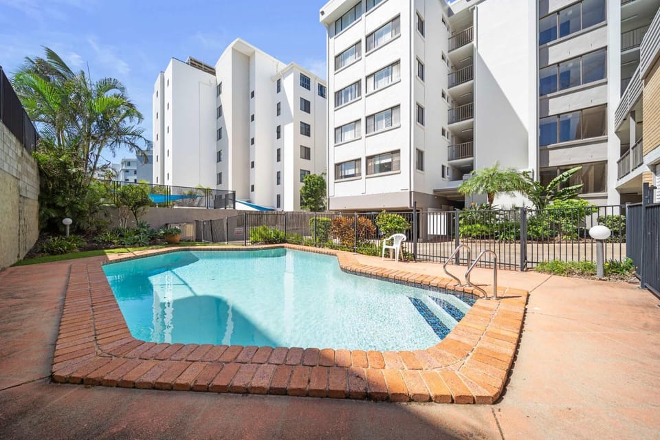 Property building, Pool view, Swimming pool