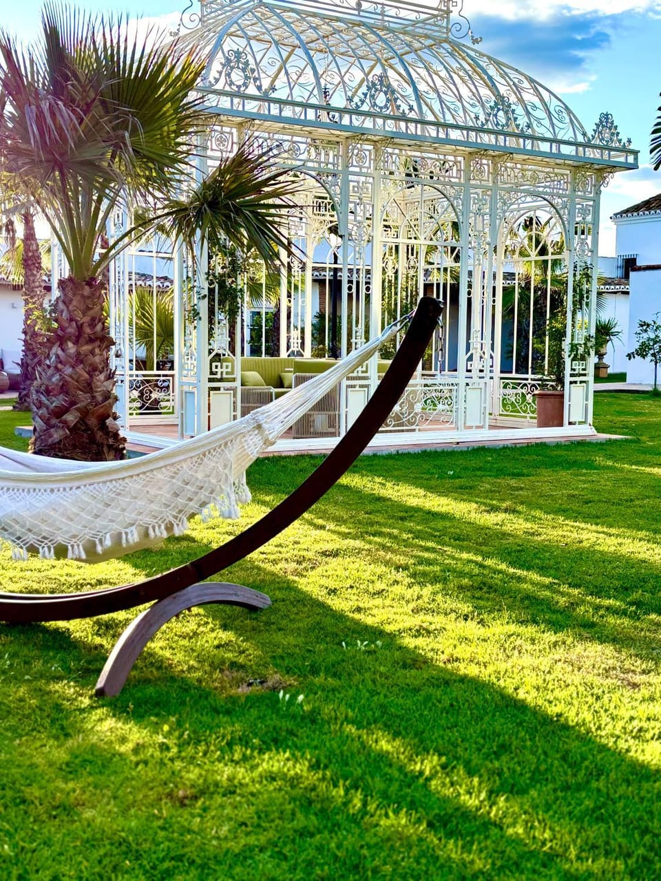Natural landscape, Garden view, sunbed
