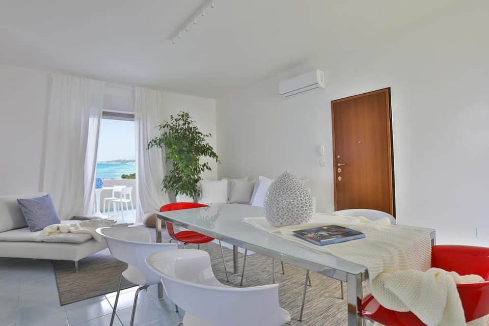 Seating area, Sea view