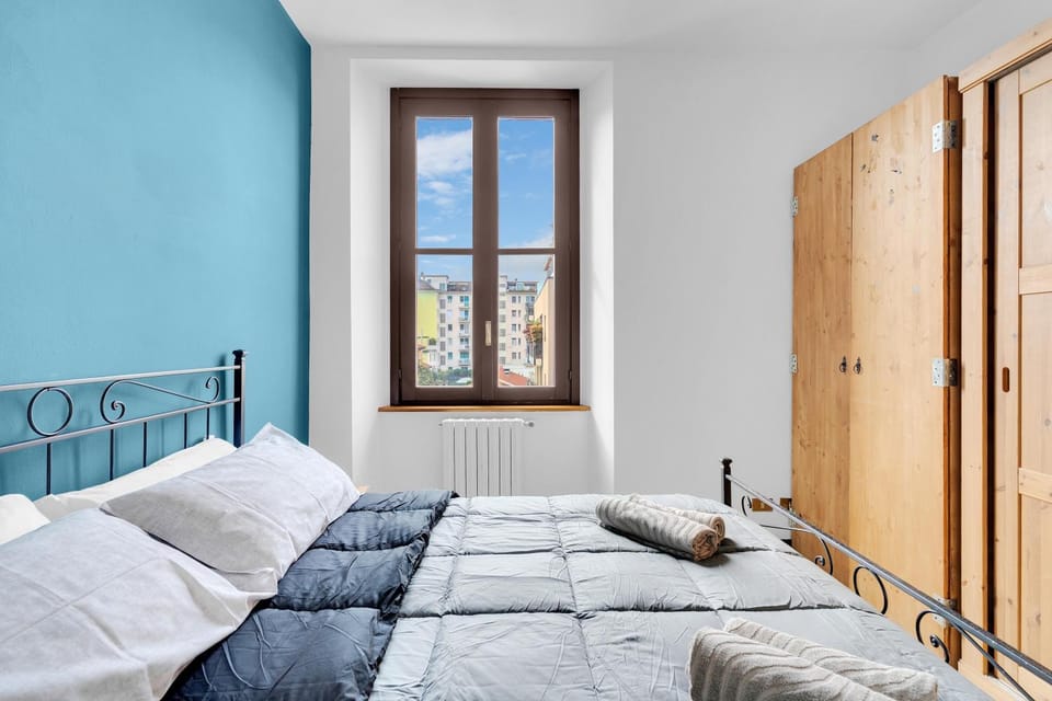 Bed, Photo of the whole room, Bedroom, wardrobe