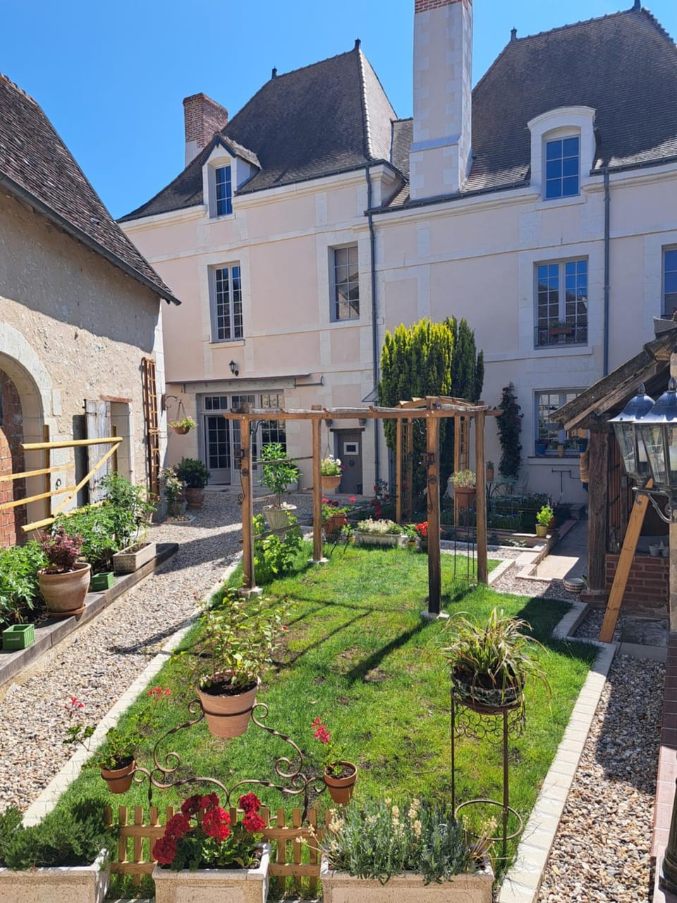 Property building, Garden
