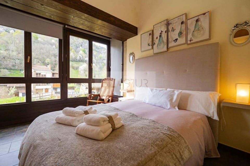 Casa De Tanes By Silastur House in Asturias