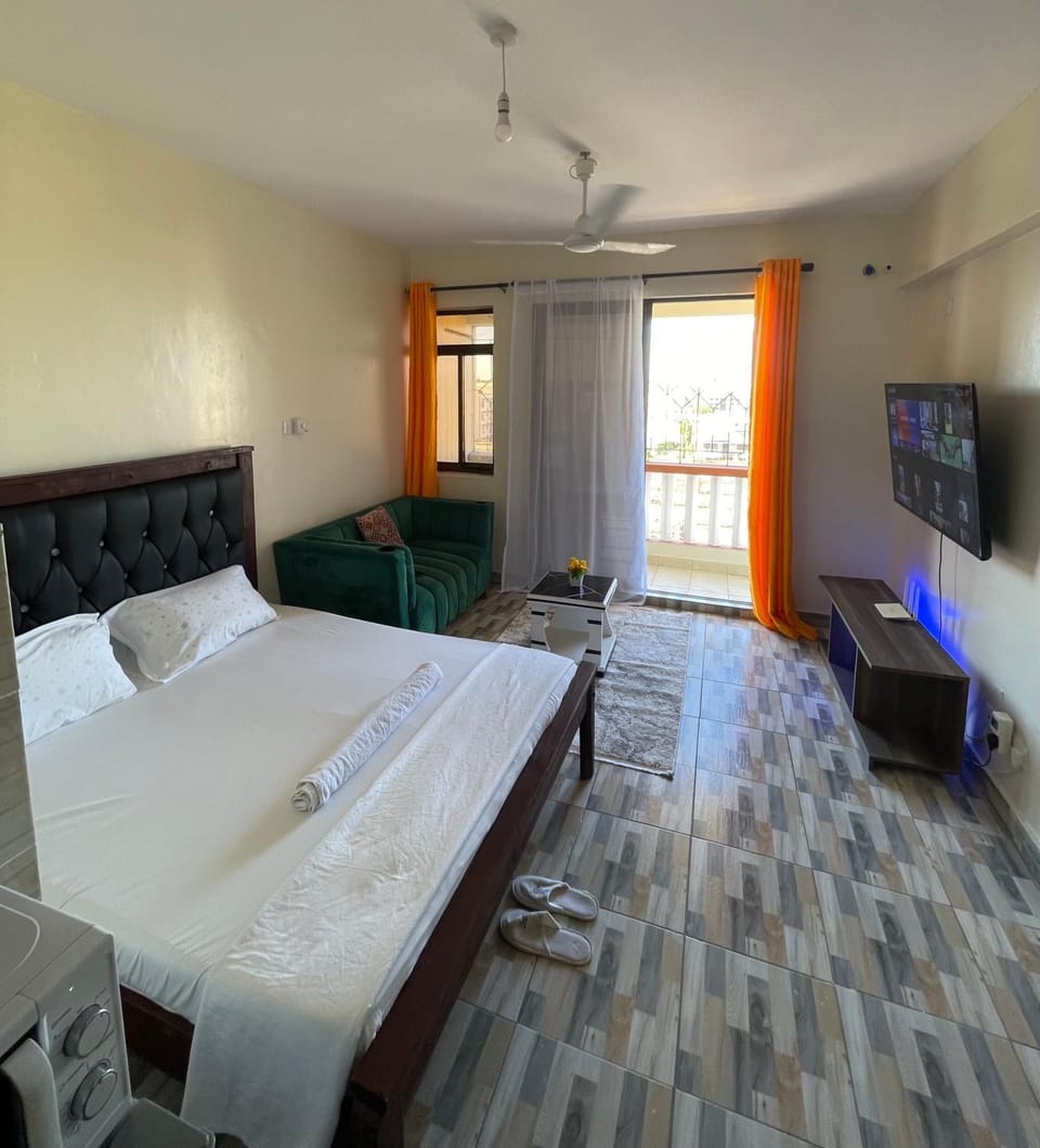 Greyline Studio Bamburi O743 then 379 and 135 Apartment in Mombasa