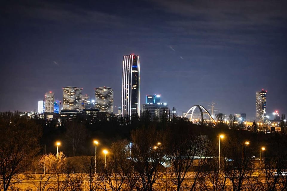 Night, View (from property/room), City view