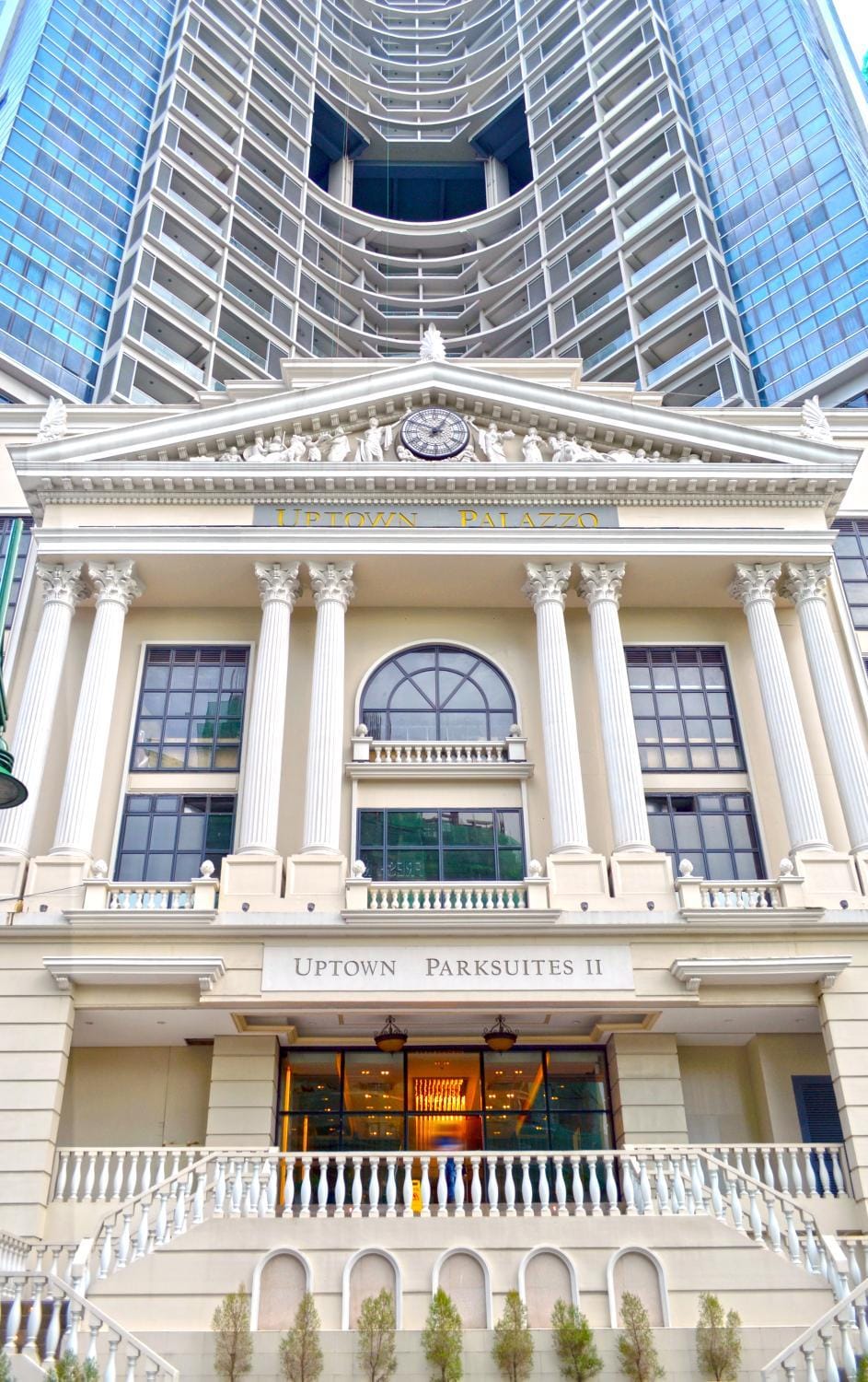 Spacious Modern Suites with Amazing City View Hotel in Makati