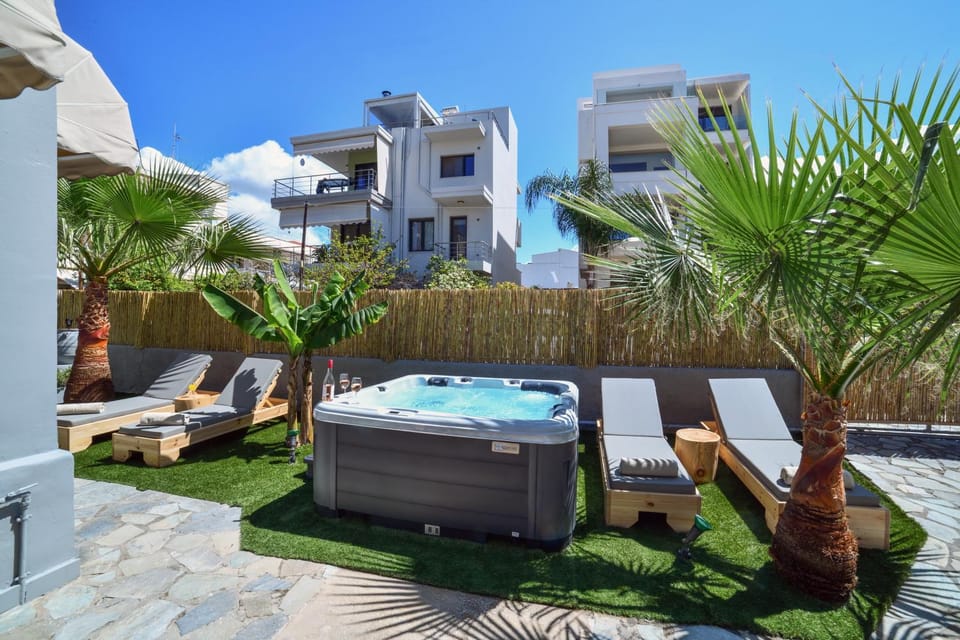 Patio, Garden, Hot Tub