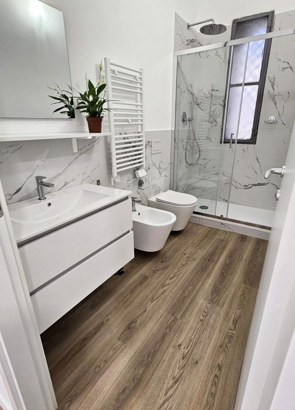 Shower, Bathroom