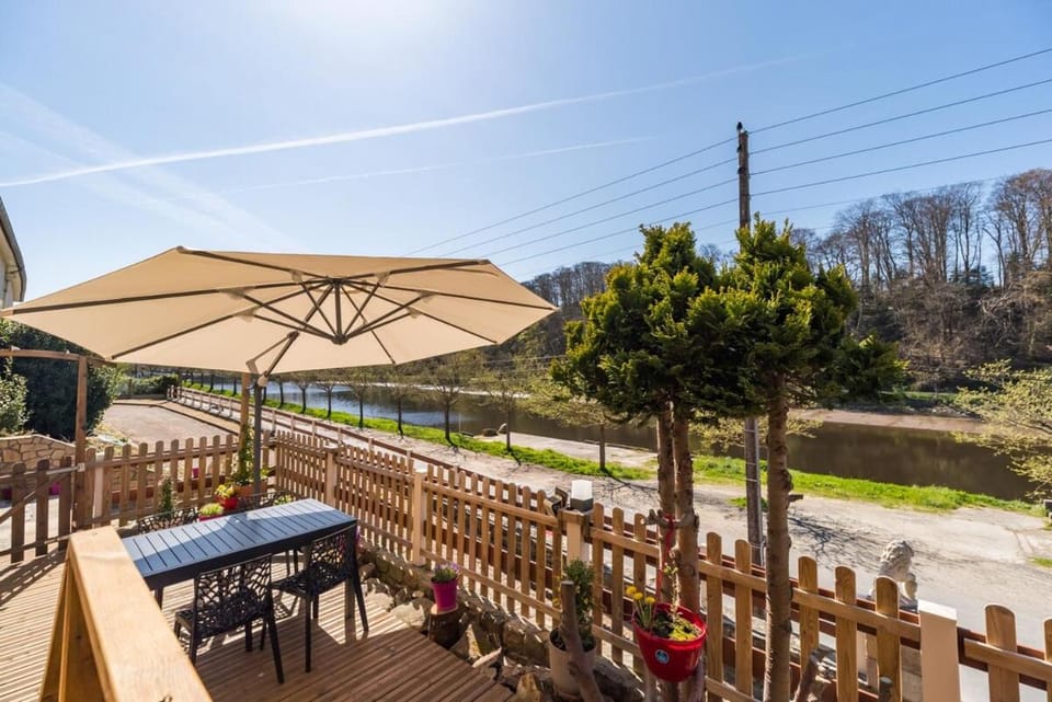 Terrasse charme & nature en coeur de Lannion Bed and Breakfast in Lannion