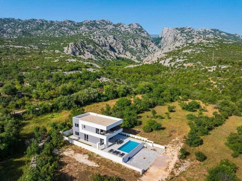 Villa Silente with pool in a quit area Villa in Seline