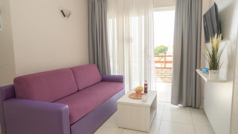 TV and multimedia, Living room