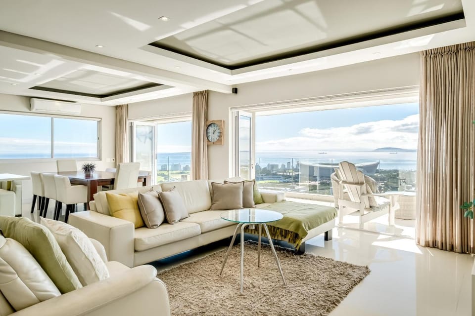 Living room, Seating area, Dining area, Sea view