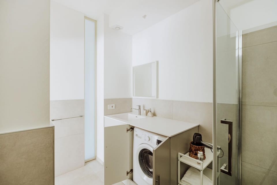 Shower, washing machine