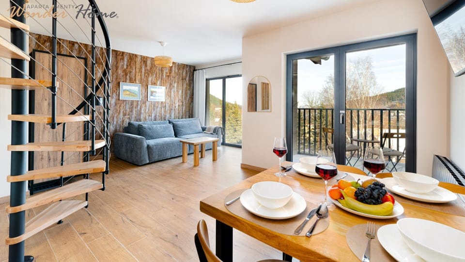 View (from property/room), Balcony/Terrace, Living room, Seating area, Dining area