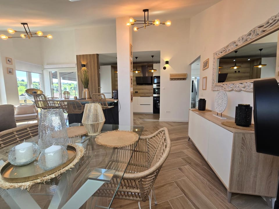 Apartamento DELUXE Céntrico MIENGO - Grupo RH 149 Apartment in Cantabria