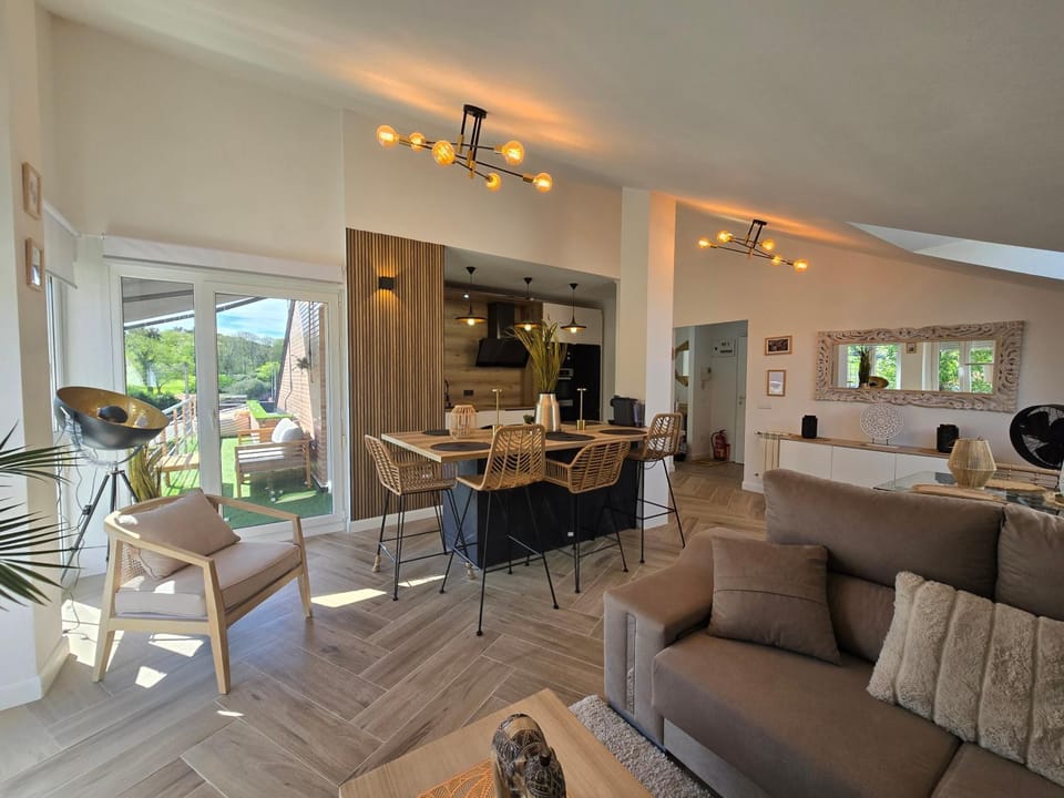 Apartamento DELUXE Céntrico MIENGO - Grupo RH 149 Apartment in Cantabria