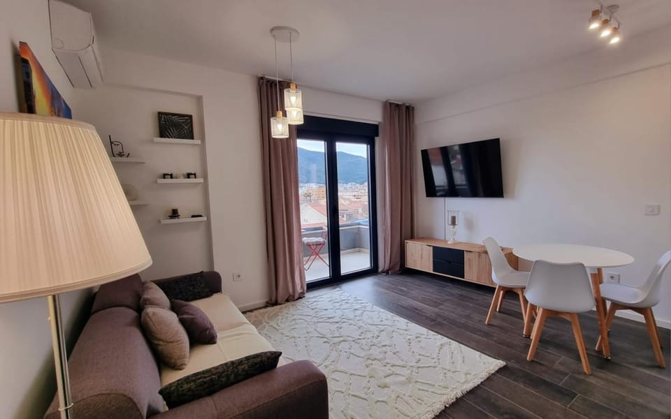 Tehnoplus apartment Apartment in Budva