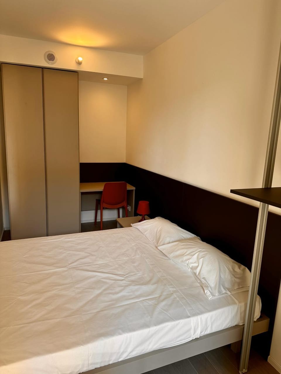 Bed, Bedroom, wardrobe