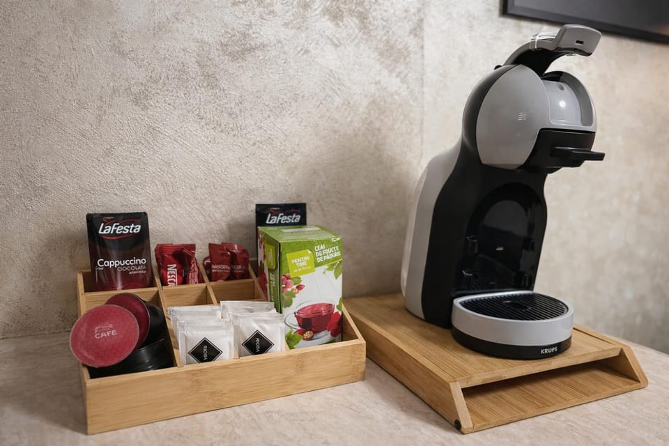 Coffee/tea facilities, Kitchen or kitchenette