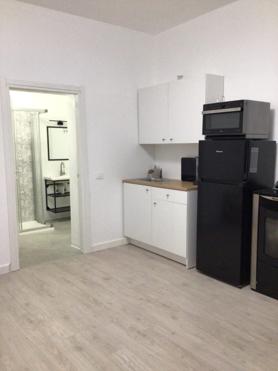 Kitchen or kitchenette, pet friendly
