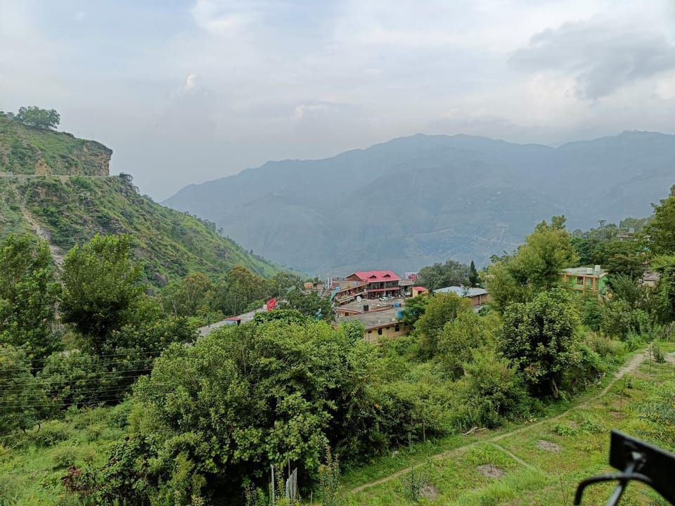 Aastik guest House Farm Stay in Himachal Pradesh