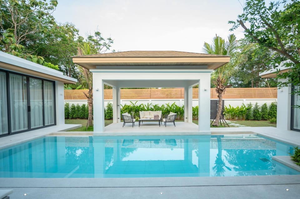 Garden, Garden view, Pool view, Swimming pool
