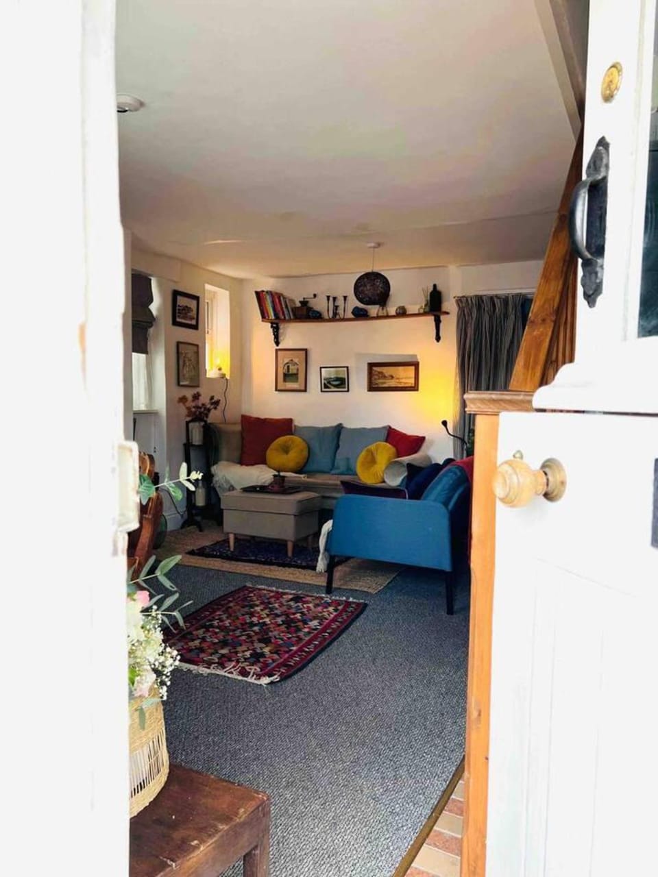 Living room, Photo of the whole room, Bedroom, furniture