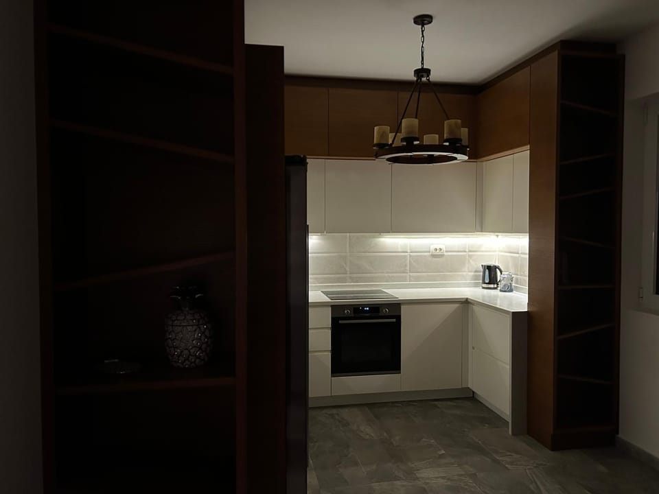 Enyana Family Apartment Apartment in Dobrota