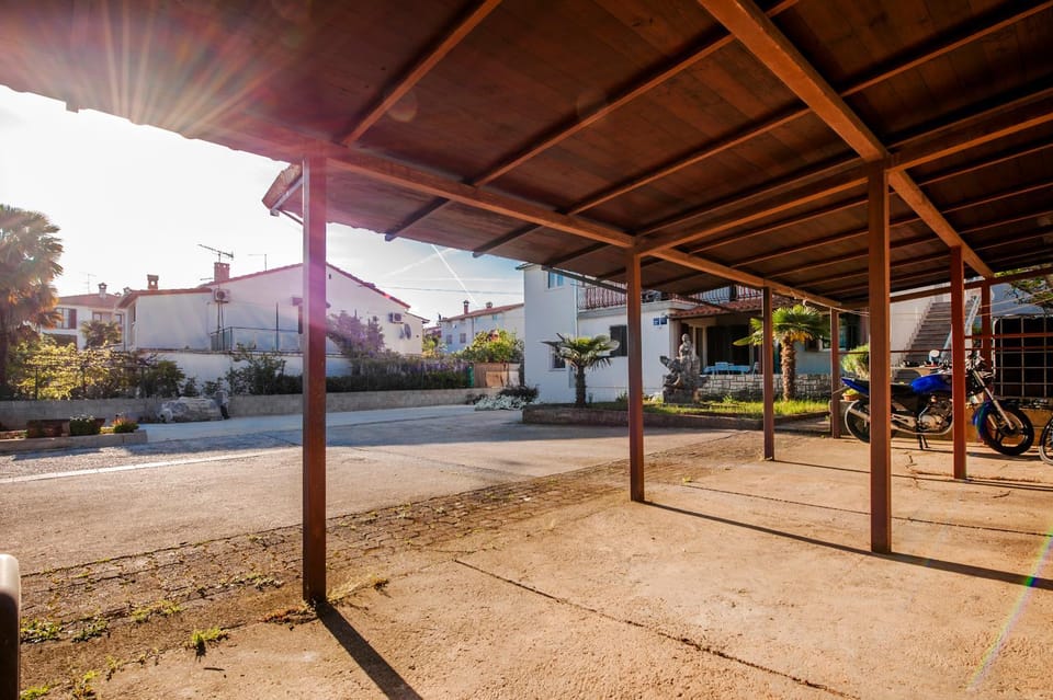 Property building, Parking