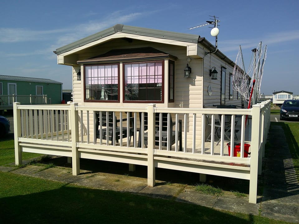 Property building, Balcony/Terrace